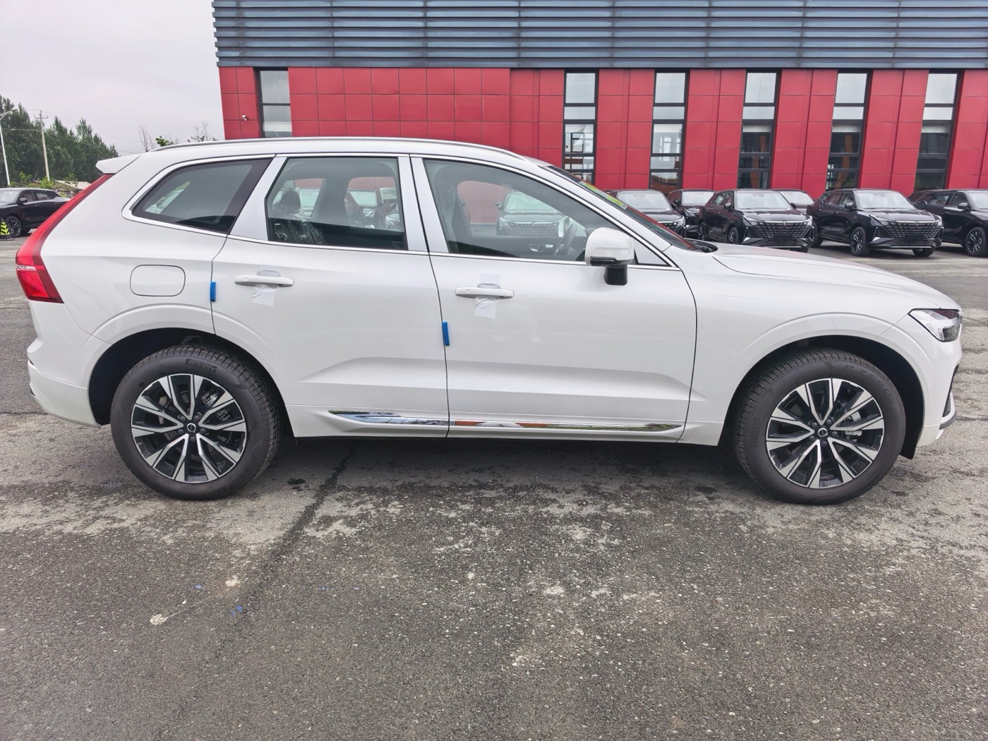 Volvo XC60 B5 AWD, фото 6